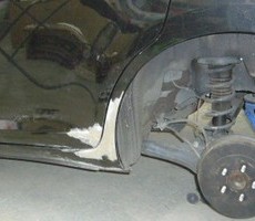 トヨタ・ウィッシュの鈑金修理事例（１）のサムネイル